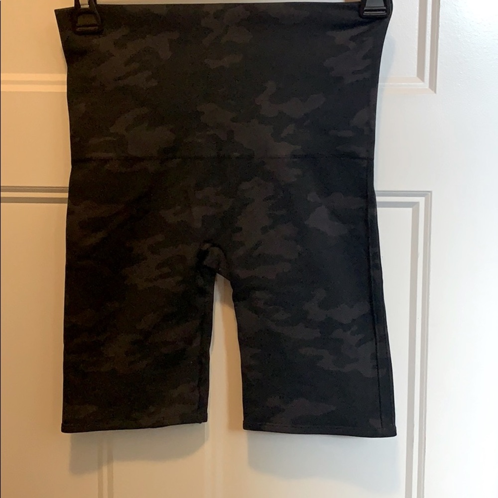 Spank cycling shorts